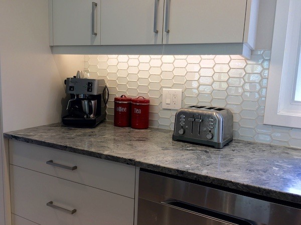 under-cabinet-led-lighting-upgrade-1